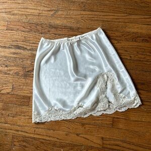 Vintage Victoria’s Secret liquid satin short mini skirt slip half slip